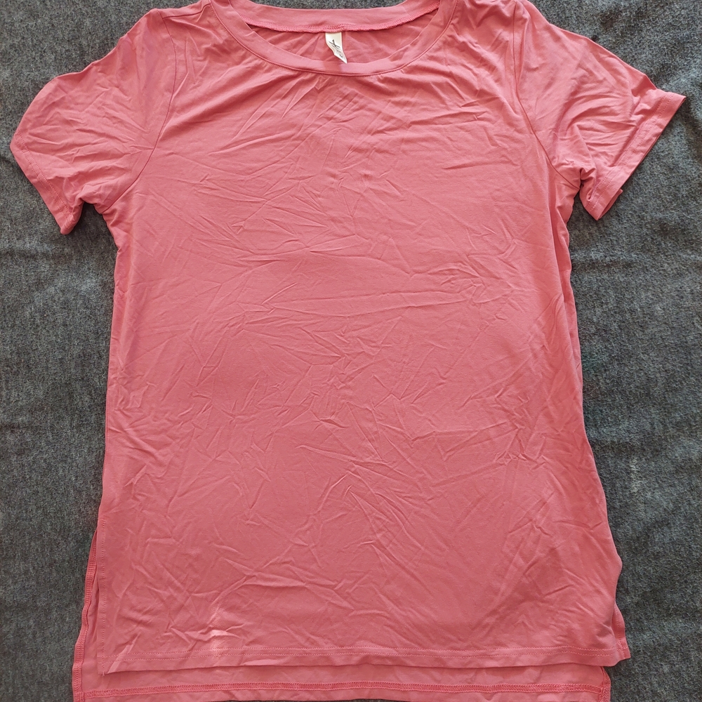 EUC‎ Casual Pink Short Sleeve Women's Tee medium
